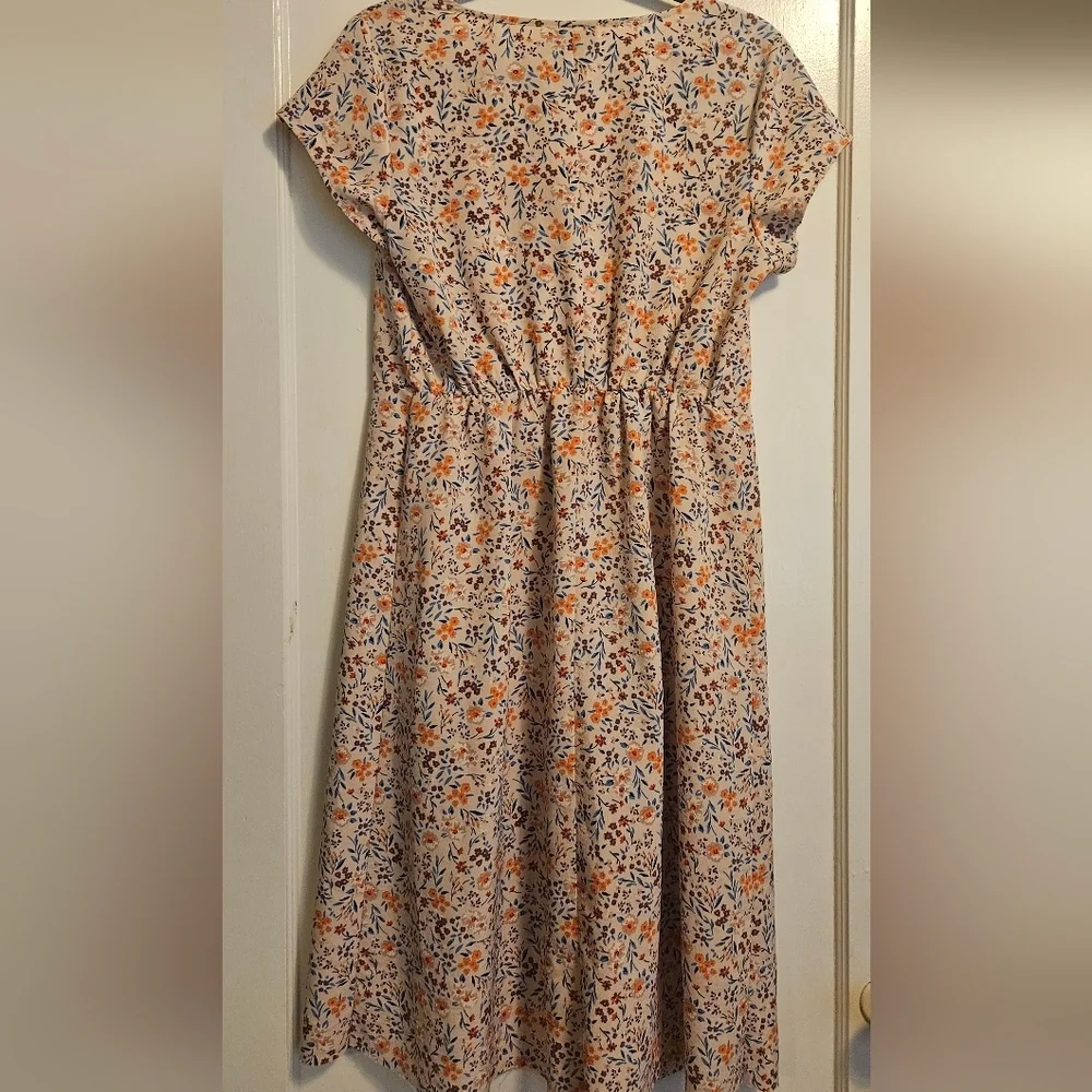 Floral Women's Button Up Dress Size Small - Picture 2 of 5
